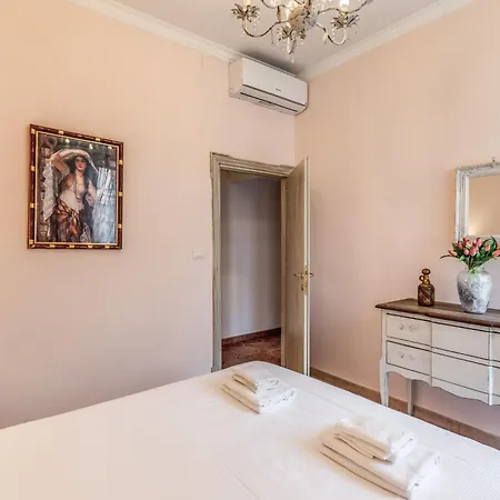 Apartment San Giovanni *
